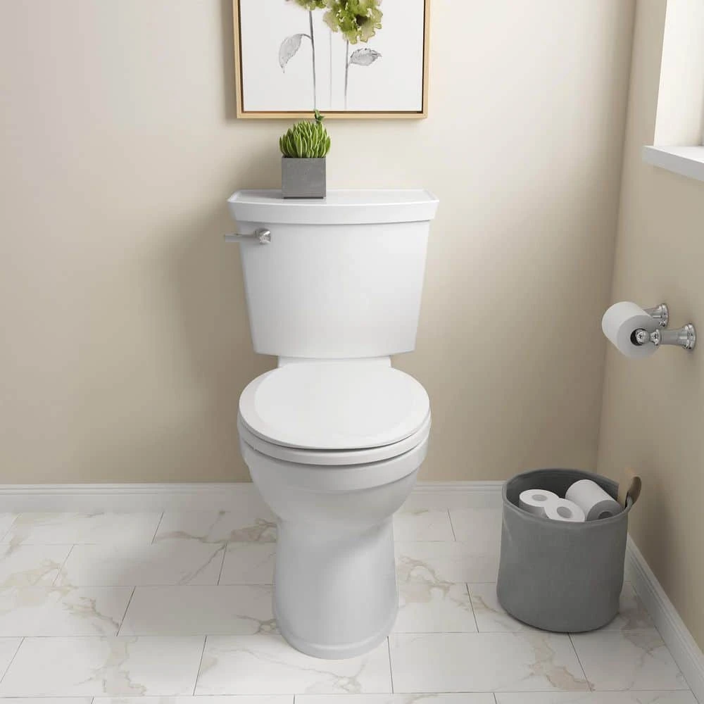 American Standard Champion 4 Round Slow Close Toilet Seat In White 13 American Standard Champion 4 Round Slow Close Toilet Seat In White - Image 13
