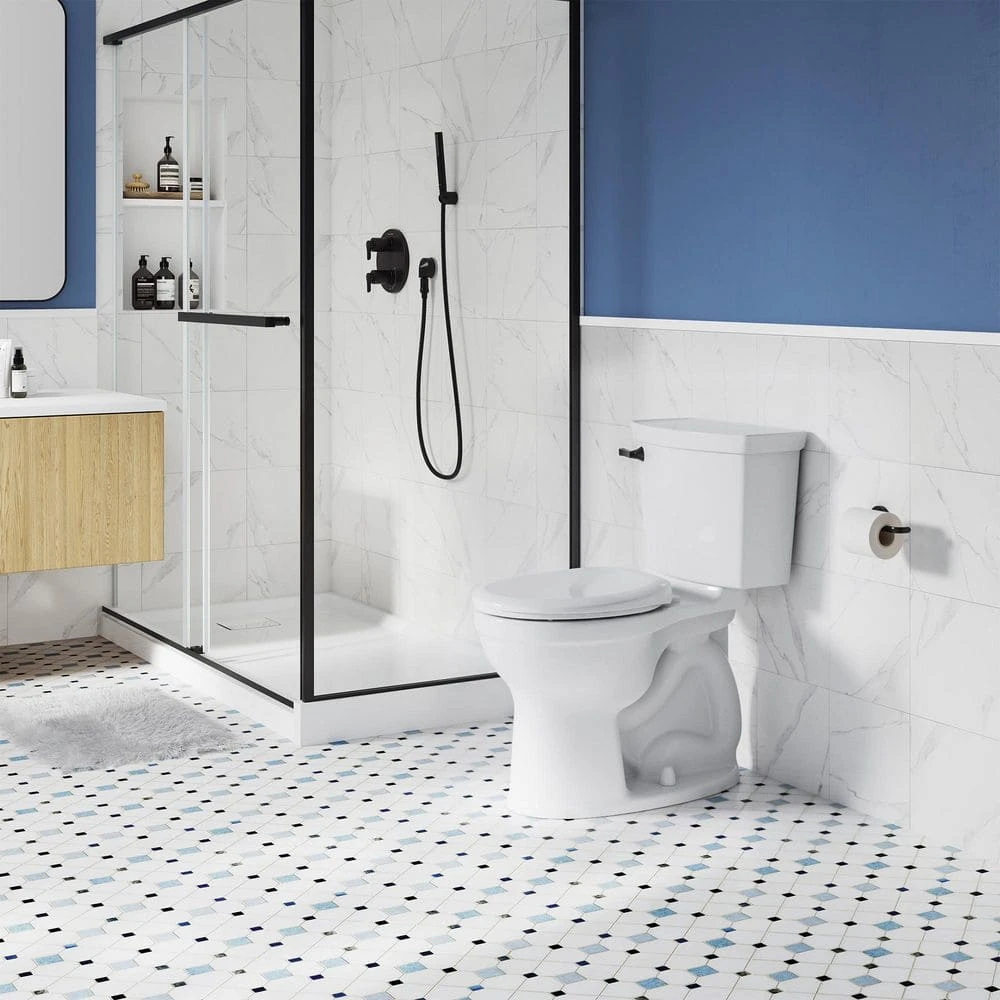 American Standard Champion 4 Round Slow Close Toilet Seat In White 7 American Standard Champion 4 Round Slow Close Toilet Seat In White - Image 7